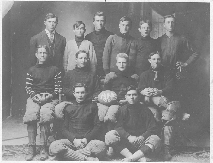 First Bulldogs football team 1909